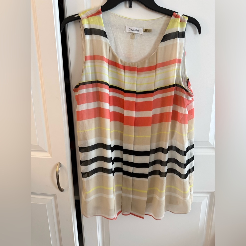 Calvin Klein women’s medium sleevless blouse